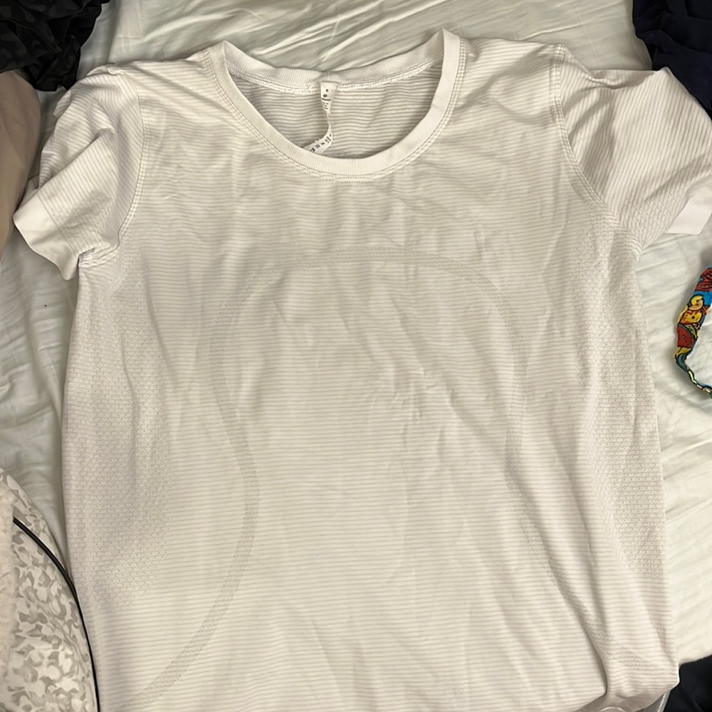 Lululemon white shirt